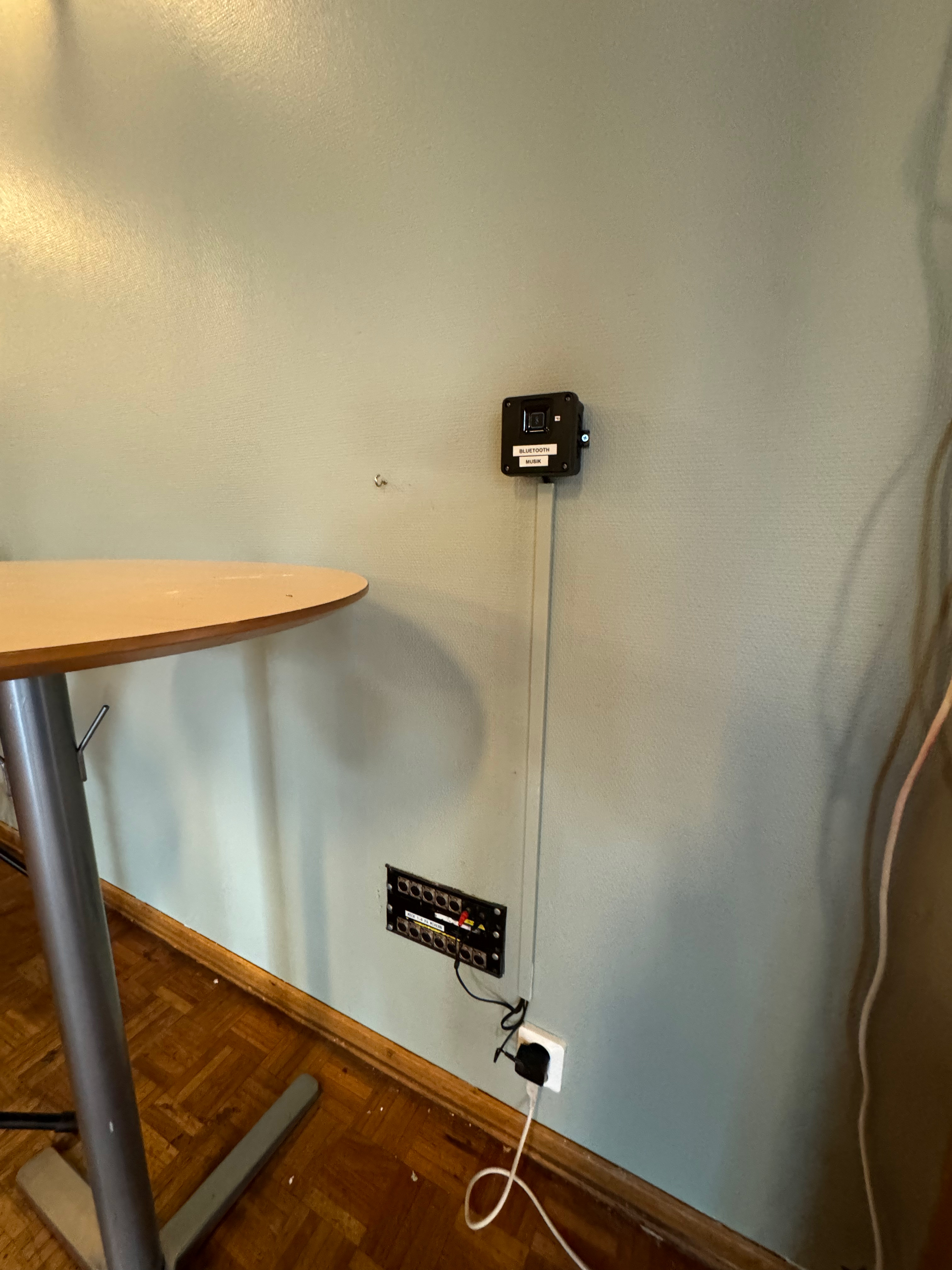 Bluetooth koppling — Koppla din telefon eller dator med Bluetooth anslutning